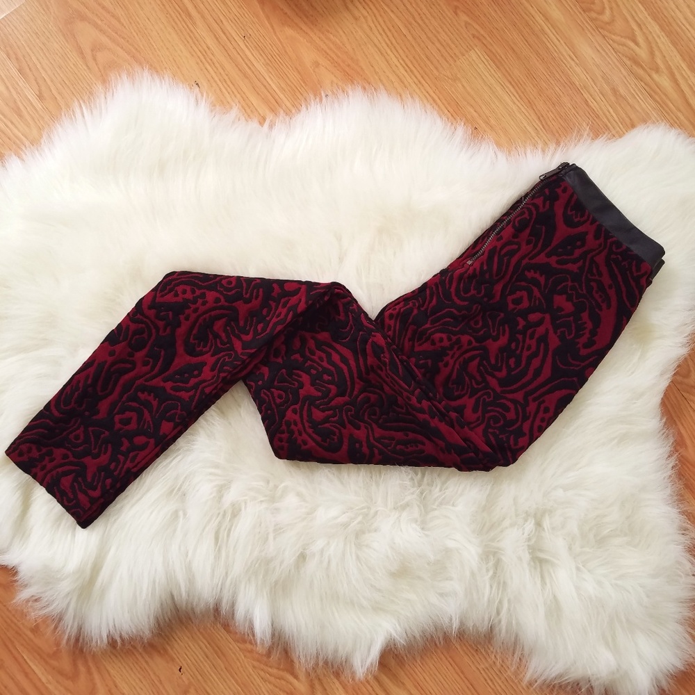 NWOT Forever 21 Exclusive Hi-Rise Skinny Pants
